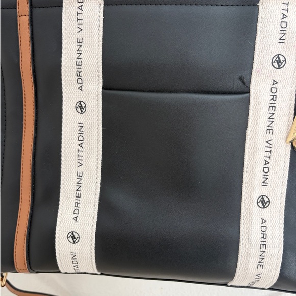 Adrienne Vittadini Montauk Tote - Picture 3 of 10